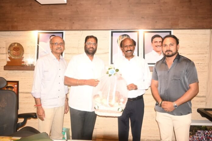 MP Vaddiraju Invited to Sahasra Chandika Mahayagna