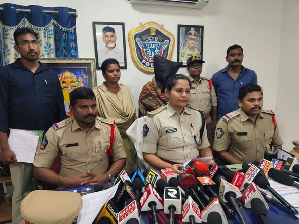 Kasimkota Police Solve Mystery of Elderly Woman's Suspicious Death Within 24 Hours