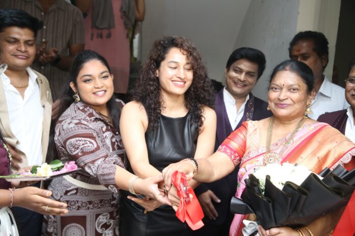 Grand Opening of Leura Salon & Spa in Kondapur, inaugurated by actress Pooja Ramachandran.