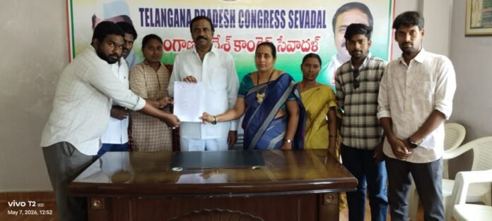 Appeal to Both Chief Ministers Regarding the Reappointment of High School Computer Teachers