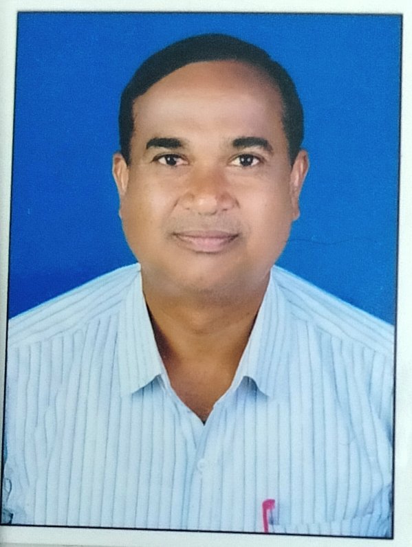 Make the 'Atmiya Abhinandana Sabha' (Cordial Felicitation Ceremony) for Bomma Sriram Chakravarthy, scheduled for the 18th, a grand success: Ebusi Srinivas.
