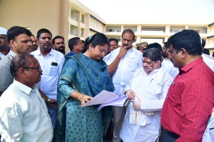 Karimnagar's new Collectorate to be inaugurated by CM Revanth Reddy at the end of this month: Minister Ponnam Prabhakar.