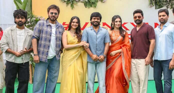 Movie starring Venkatesh and Kalyan Ram, directed by Anil Ravipudi, launched grandly. Movie starring Venkatesh and Kalyan Ram, directed by Anil Ravipudi, launched grandly.