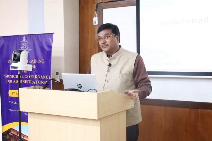 Flooding in towns is due to lapses in canal maintenance: HYDRA Commissioner AV Ranganath Flooding in towns is due to lapses in canal maintenance: HYDRA Commissioner AV Ranganath