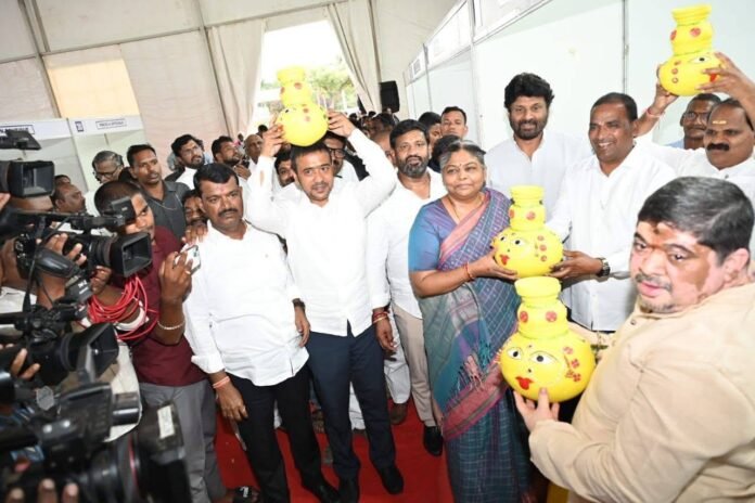 Caste professions fair inaugurated by Minister Ponnam Prabhakar