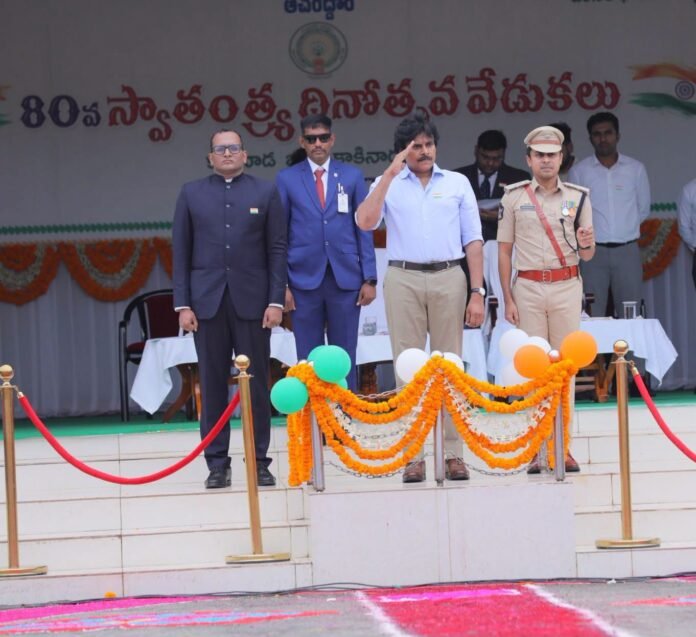 Independence should be viewed as a sacred responsibility: Pawan Kalyan Independence should be viewed as a sacred responsibility: Pawan Kalyan