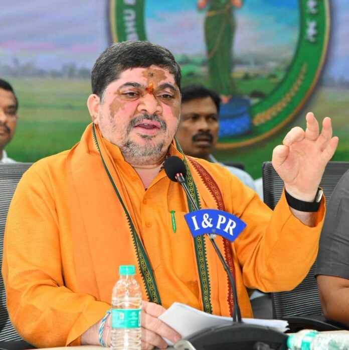 BRS shedding crocodile tears over Kalyana Lakshmi and Shaadi Mubarak: Minister Ponnam Prabhakar Goud BRS shedding crocodile tears over Kalyana Lakshmi and Shaadi Mubarak: Minister Ponnam Prabhakar Goud