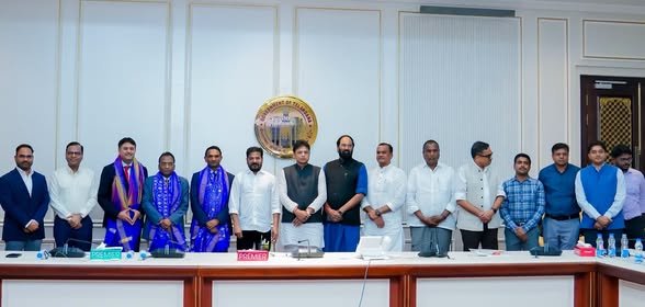 TCS delegation meets Chief Minister Revanth Reddy. TCS delegation meets Chief Minister Revanth Reddy.