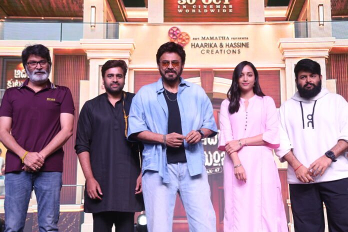 ‘Adarsha Kutumbam House No. 47’ will entertain audiences on par with ‘Nuvvu Naku Nachav’ and ‘Malliswari’: Victory Venkatesh ‘Adarsha Kutumbam House No. 47’ will entertain audiences on par with ‘Nuvvu Naku Nachav’ and ‘Malliswari’: Victory Venkatesh