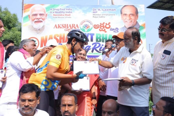 Dr. K. Laxman raised awareness among the youth about the adverse effects of drugs. Dr. K. Laxman raised awareness among the youth about the adverse effects of drugs.